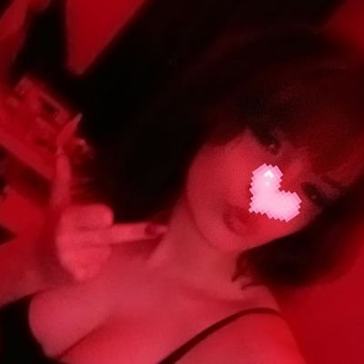 20🩷

please don't follow me if your a minor🤍