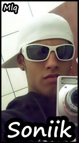Rafael Soniik
Amuuu O Grupo Fenix