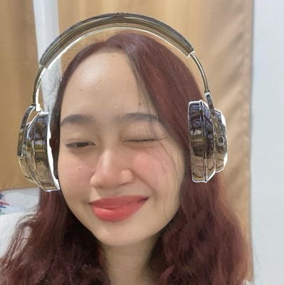 jvllsnr's profile picture. Prove yourself to YOURSELF not others.💗