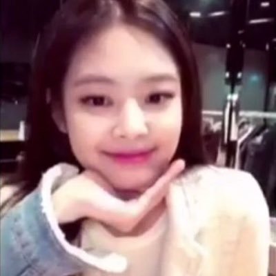 ZiJen_'s profile picture. 会回