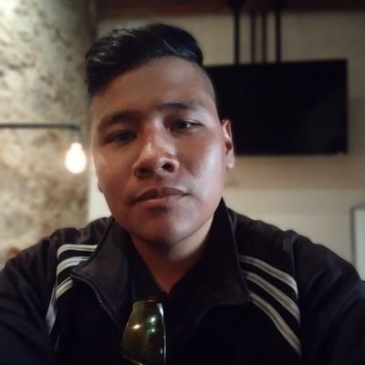 GerberTejaxun's profile picture. Esperar...