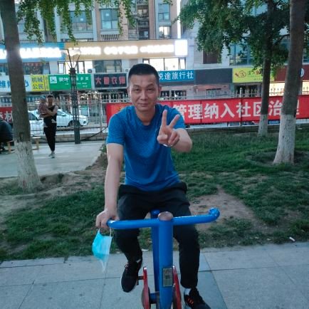 qing30477's profile picture. 喜欢交朋友…
