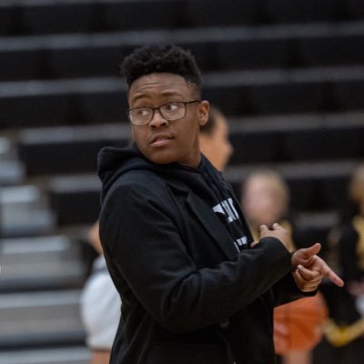 Swimming📍 | Kingdom | 🏀 coach | ✏️educator