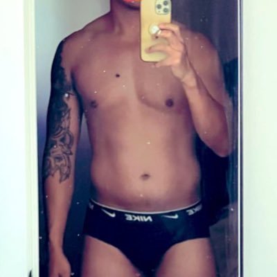 runitback90's profile picture. NSFW 18+, your not so, run of the mill,  Fil-Am Bator bottom  😈