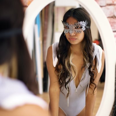 ChispaAndina's profile picture. Creadora nueva de contenido +18, diviértete conmigo 😏😉