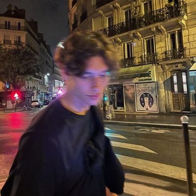 dumblerboy's profile picture. 