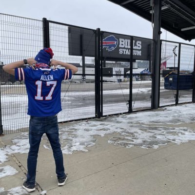 ryandevlin169's profile picture. 