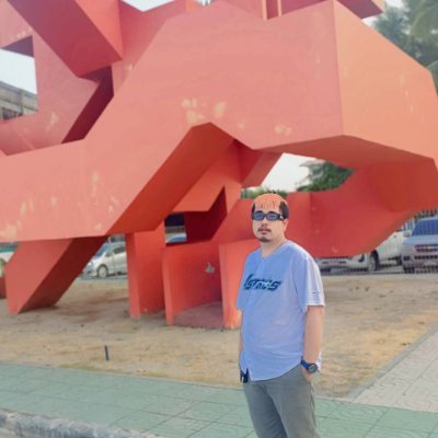 wDUBC03sOZsF63n's profile picture. #DaddyBear🐻
Dark zone