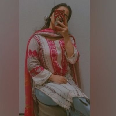 bhatiqu2's profile picture. .يَا مُقَلِّبَ الْقُلُوبِ ثَبِّتْ قَلْبِى عَلَى دِينِكَ❤❤