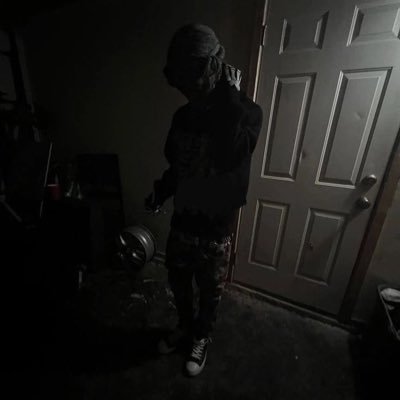 laylow_smaka's profile picture. Y’all go Fw the ig:y2.kriko