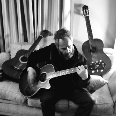 Arrock_'s profile picture. Fotos - Cine - Cerveza - Rock - Ateo - Lovecraft ,Poe, S.King - Cómics - Bueno pa' la talla - StarWars - Weedlover - Tattoos - Siempre izquierda!!