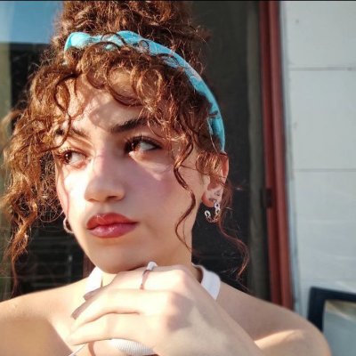 souzi75553's profile picture. marketing director