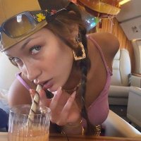 ann (-1/7) (@dnecals) 's Twitter Profile