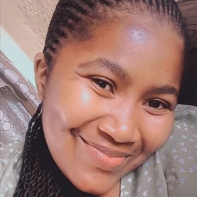 OmuhleNyawuza24 Profile Picture