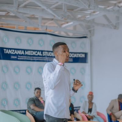 Medical student || Organizer || IT and publication || Leader || Fitness || Patriot🇹🇿 || Founder◇
@myhealthjogging