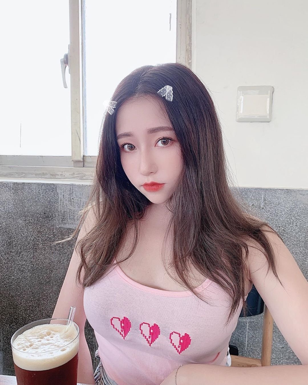 私はセックスに夢中の元画家毎日セックスしたいと思っていました。性癖のクセが強いせフレ募集してます!普通はもう飽きました!ホテル代と交通費はわたし持ち私から会いにいきます!