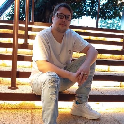 AdrianoEids's profile picture. ▪ Psicólogo 🧠
▪ CRP 06/178840 Ψ
▪︎ São José do Rio Preto - SP