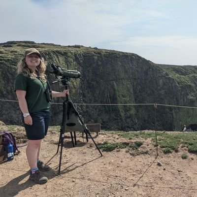 30.
Bird nerd and nature lover. 🐦🦋🦊🐬🦭
Passionate about sharing my love for wildlife and the natural world. 🌍❤️
Former Skomer island LTV🌊 Seabird's ❤️