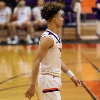 Eastlake high school | #1 | 3.8 GPA | 6’1 | c/o 25”| SG/PG | derek.kid06@gmail.com