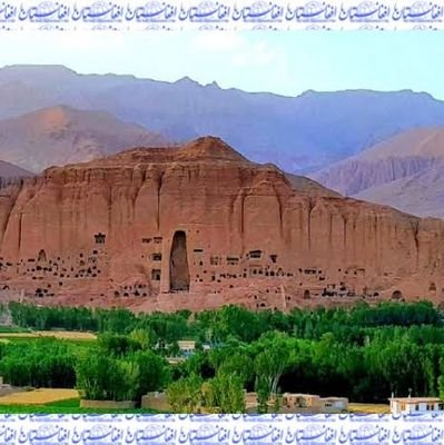 نویسنده کتاب تحقیقی روایت ما از سیاست و فعال سیاسی
