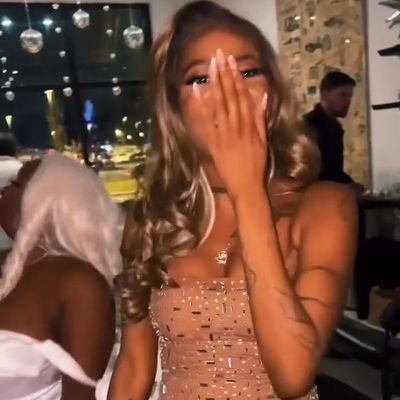 is this a kpop stan account anymore? who knows. im in distress. king/she/they/he