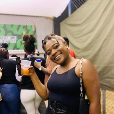 SisandaSharon's profile picture. 2024.🌈