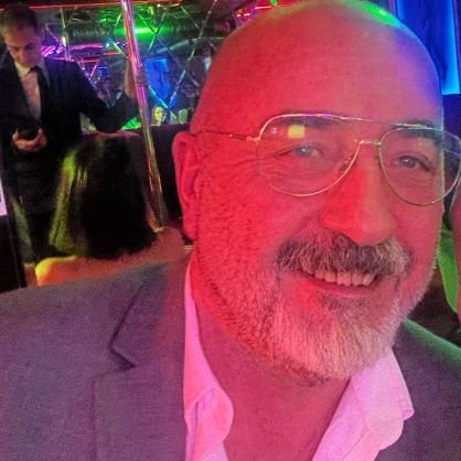 SuleymanBegendi's profile picture. kara sürülmesin diye anamızın ak sütüne,başımızın gölgesini bile düşürmedik önümüze#erzinCAN li#sosyalist#demokrat#ATATURK cu