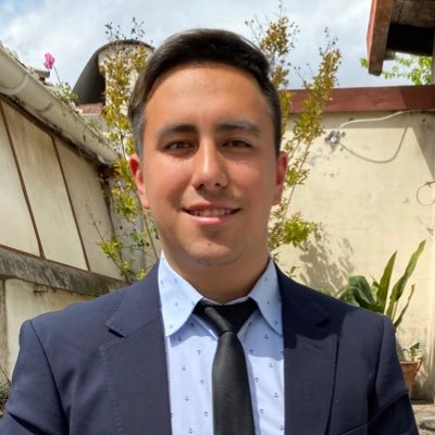 Periodista en formación 👨💼🎤🎙️ Universidad de Chile 📚 Licenciado en Comunicación Social
