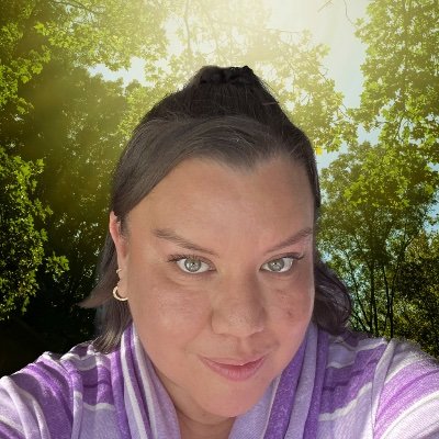 Haudenosaunee, Oneida First Nation, Bear Clan. Innovative Indigenous Educator, Strategic Planner, Leadership/ Business Coach, Trainer and Founder of Yotuni.