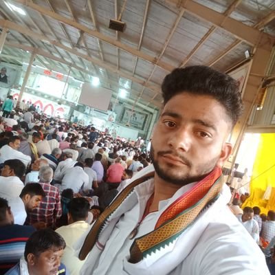 HutendraKu40121's profile picture. 