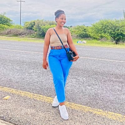 MavundlaMvelo01's profile picture. 🙌 God
📚UNISA (Tourism student)
❤ Family
🔥 Beauty | 👑🧠Brains 
📍 Mhlabuyalingana | eSkhawini