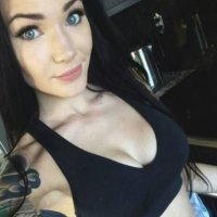Emily (@wyruei) 's Twitter Profile