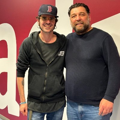 @rne @almargenleyrne con @terevilas Antes @HETradio3 y @HET2_Radio3 #SoyAutista #SoyAsperger ✉️gustavoadolfo.bautista@rtve.es
