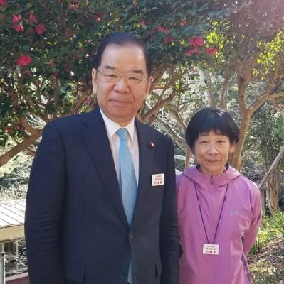 日本共産党の苫小牧市議会議員です。
現在6期目。
平和大好き💕憲法が生きる社会を目指します✨
明るく元気に頑張っています。
