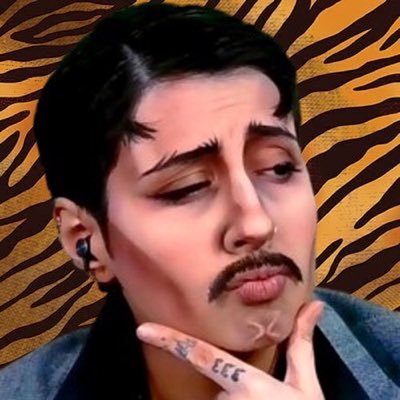 (not a man) Arab Drag King + Streamer👨🏻🏳️‍🌈 | Designer & Educator 🍃 Member of Team @StreamQueensNet + @Twitch Women’s Guild |