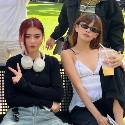 juwelmariieee's profile picture. walo hanggang dulo #BINI                                                              
Nine or None #TWICE