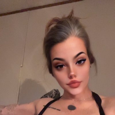 Ivy941242723553's profile picture. Many interesting interests