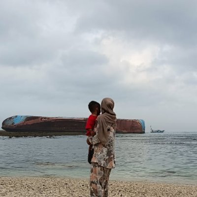 RatihKatleya's profile picture. 