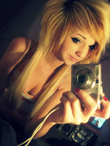 Nothing special just another girl in this world, enjoying life.