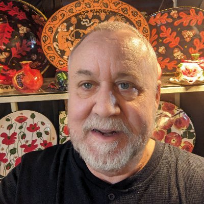 Artist, teacher, Egyptologist, love Mediterranean art and culture; I care about the future of the United States. My page is full of BOTH.