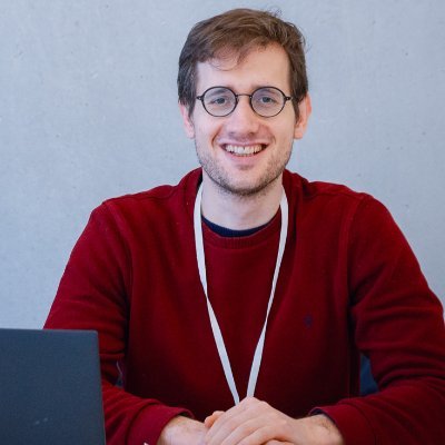 julien_trevisan's profile picture. Docteur en mathématiques. Agrégé de mathématiques. Spécialiste du Mexique. Enracinement, protectionnisme et souveraineté.