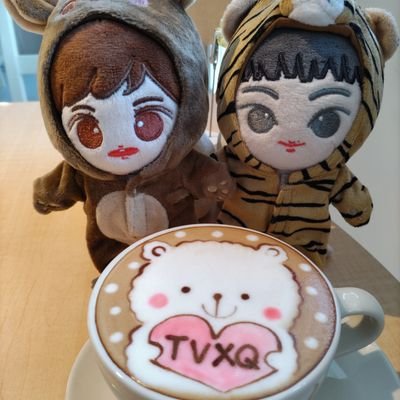 二人の東方神起が大好き😍2010年DVD見てユノ落ち😆
ユノペン😘ユノが大切にしてるチャンミンも大好き🥰
東方神起は心の栄養剤🤗
片方を下げるファンは苦手です
楽しく推し活希望
RIZE、SJ.基本SMファミリー推し🩷ミセス🍏も好き
Bigeast。Cassiopeia