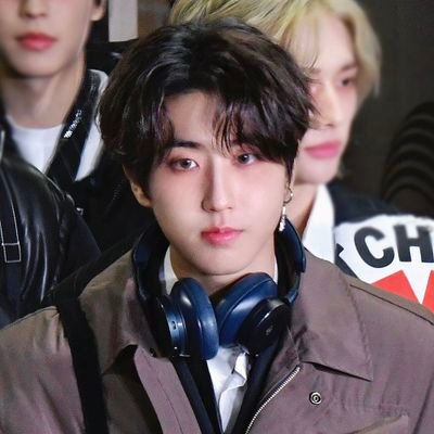 22 | stay | blink | baemon | agust d | v | ults: han šæ, jennie š» rukasa | 3racha |