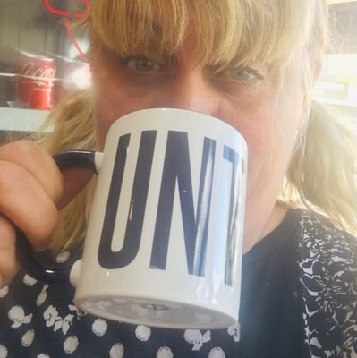 Army wife parody account.I'm not offended,You are! Mum,veteran,writer,disrupter,strangler. #Britisharmy #comedybronze