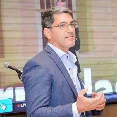 rsdusso's profile picture. Cura Gutierrez: 'Hasta mañana alumnos'

Alumnos: 'Cada dia mejor! (unísono)'

... y asi, hasta el próximo día, intentando hacer de cada día uno mucho mejor