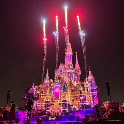 Helen2249081546's profile picture. 