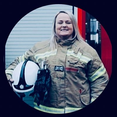 WT Firefighter for 19 years, Station Manager, Technical Services for UK Fire & Rescue Service, love my job #Cornwall #homeoneday ❤️