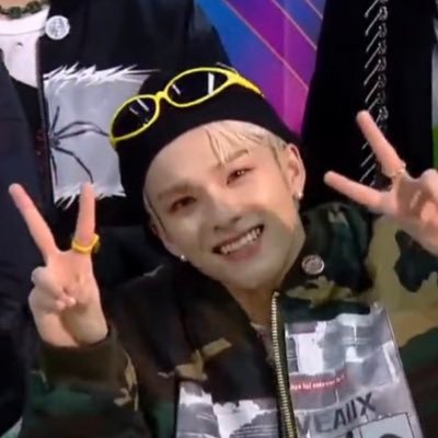 ashii_0_'s profile picture. 세계적인주류기업아들덕질일기