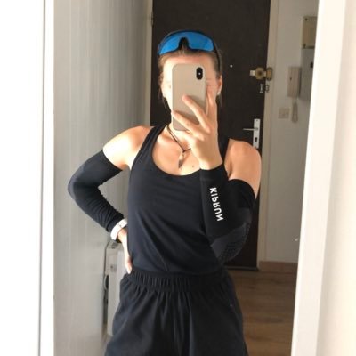 Thr_laura's profile picture. 