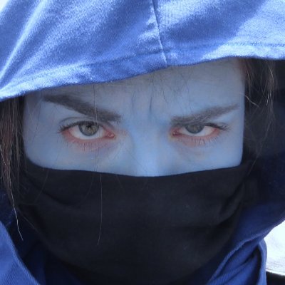 BeaHappyDrummer's profile picture. Blue.
Dabedi.
Dabeda.